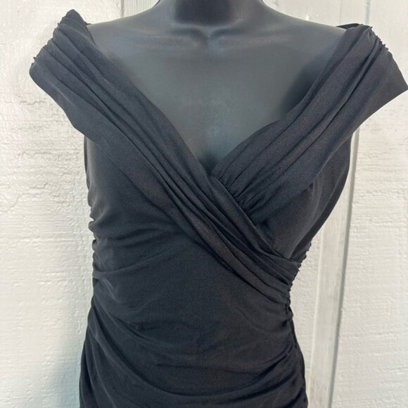 La Femme Black Off The Shoulder V Neck Dress Size 8 NWOT - Picture 12 of 13